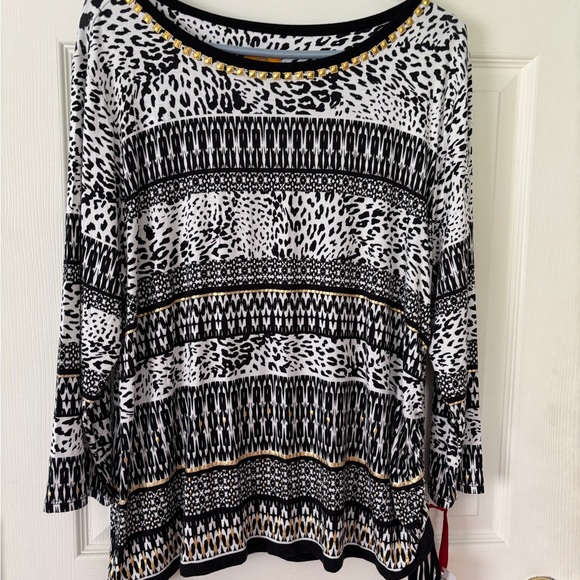 Ruby Rd. Tops - Ruby Rd Black and White Graphic Long Sleeve Blouse with gold embellishments